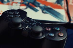 استراتيجية سوني المثيرة للجدل: ألعاب PlayStation تتجه إلى الحاسب الشخصي